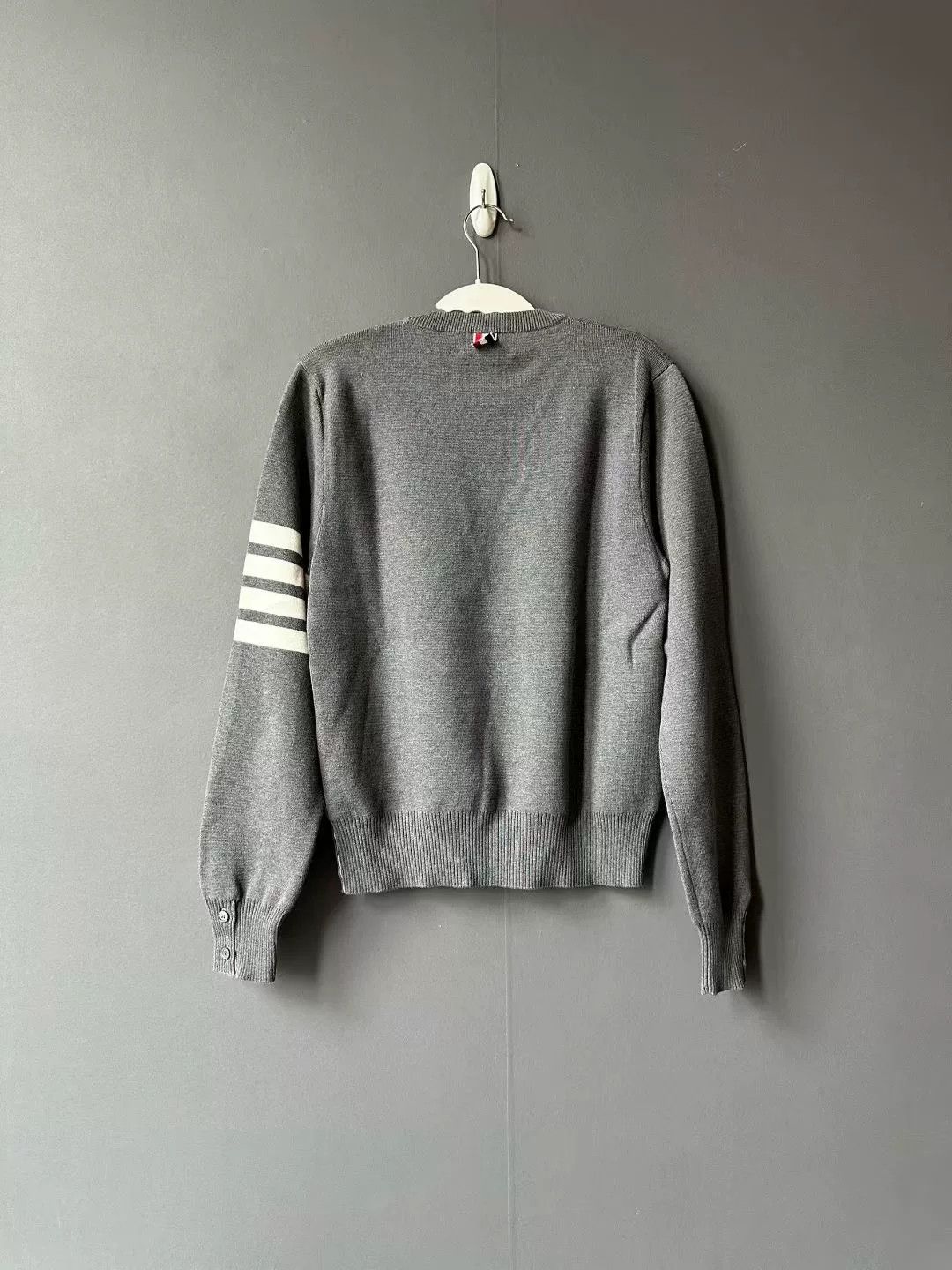 Thom Browne thom browne gray knitted sweater Size US XXS / EU 40 - 2 Thumbnail