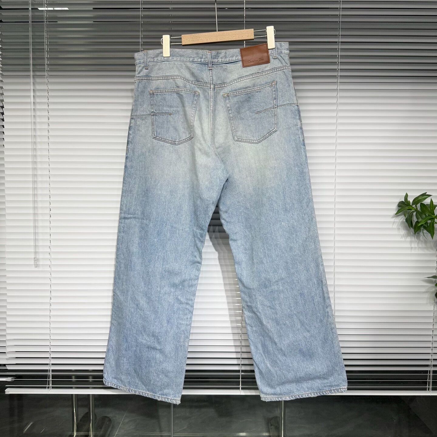 Dior dior new blue cotton straight-leg jeans Size US 34 / EU 50 - 2 Thumbnail