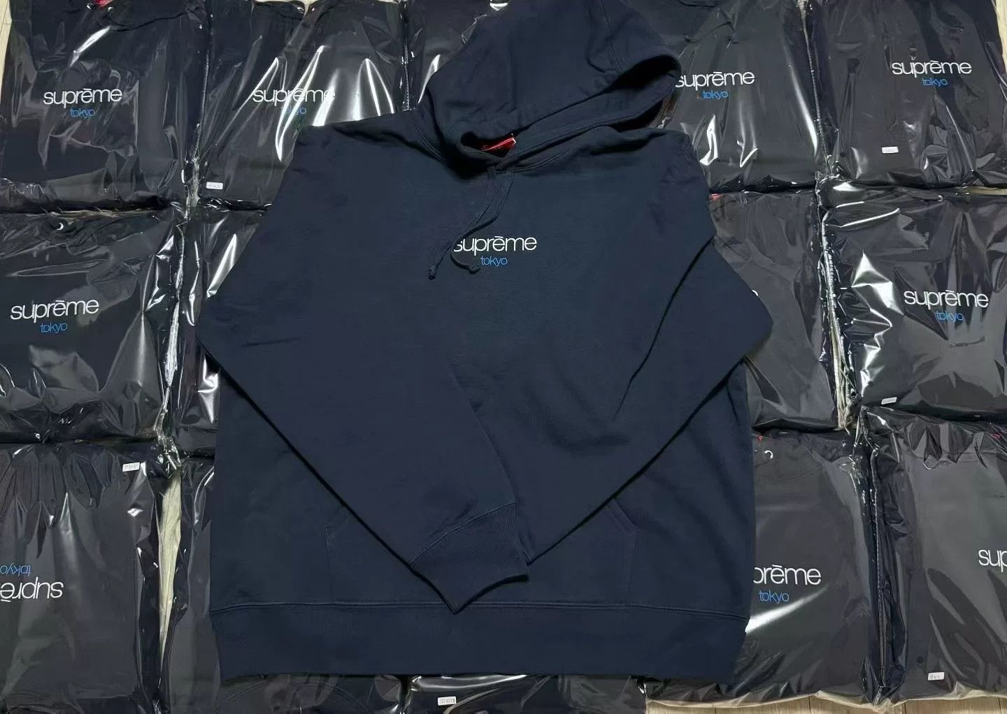 Supreme supreme tokyo限定帽衫 pullover hoodie Size US S / EU 44-46 / 1 - 4 Thumbnail