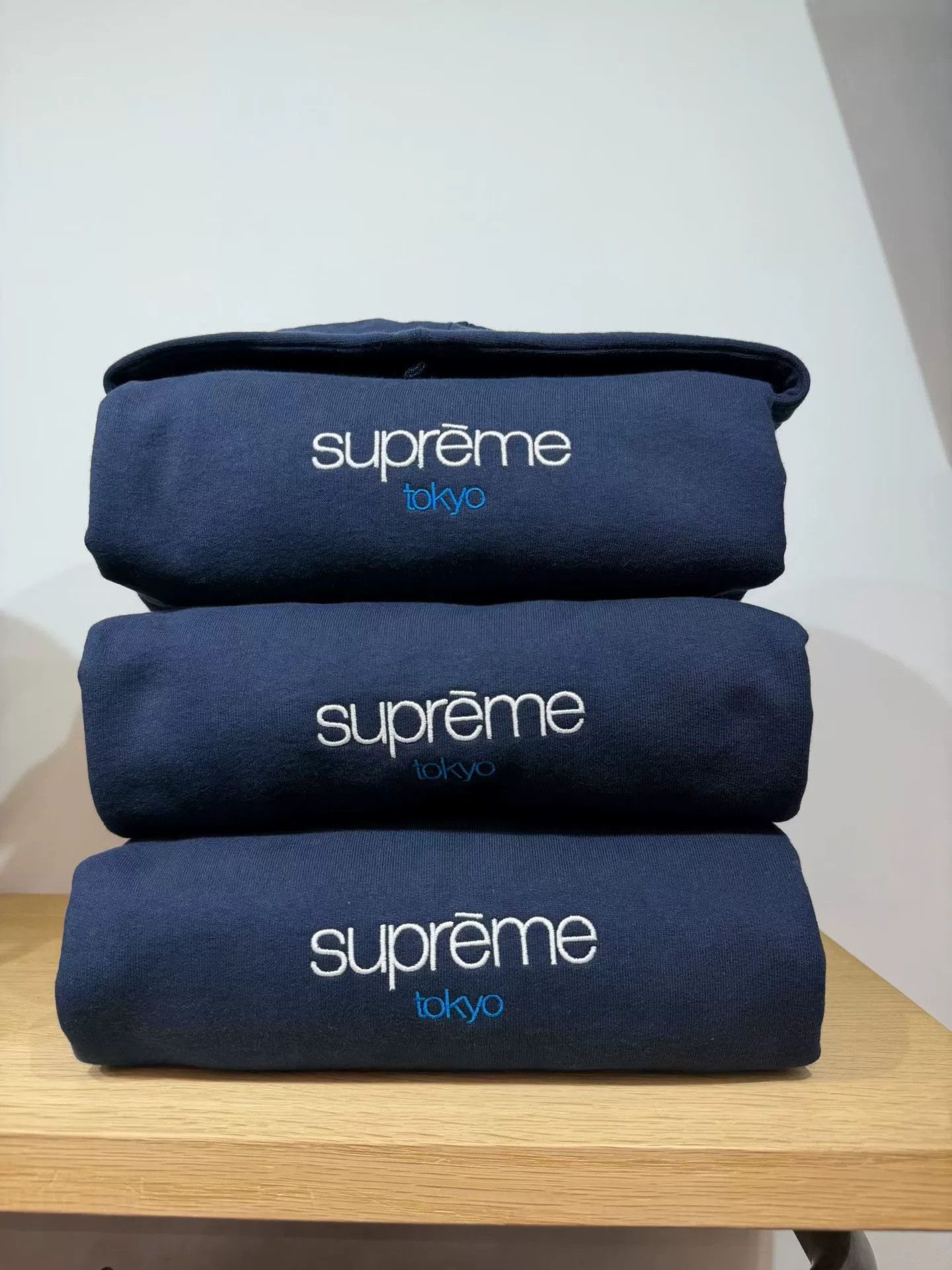 Supreme supreme tokyo限定帽衫 pullover hoodie Size US S / EU 44-46 / 1 - 2 Thumbnail