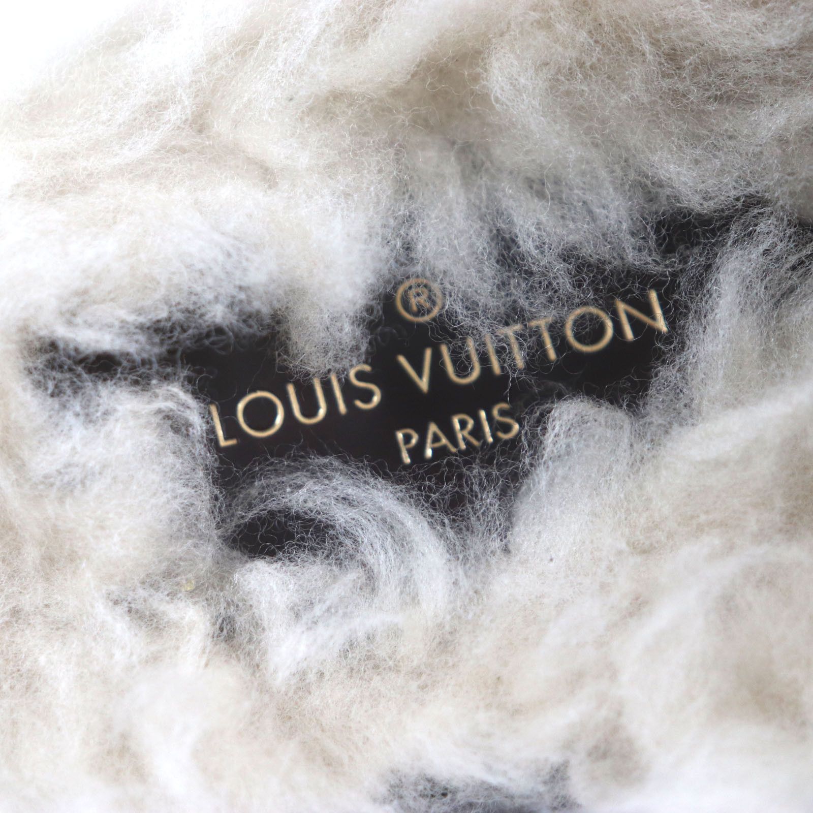Louis Vuitton Louis Vuitton Louis Vuitton LV Logo Monogram Leather Mules Textile Shoes DUTY FREE for USA Size ONE SIZE - 8 Thumbnail