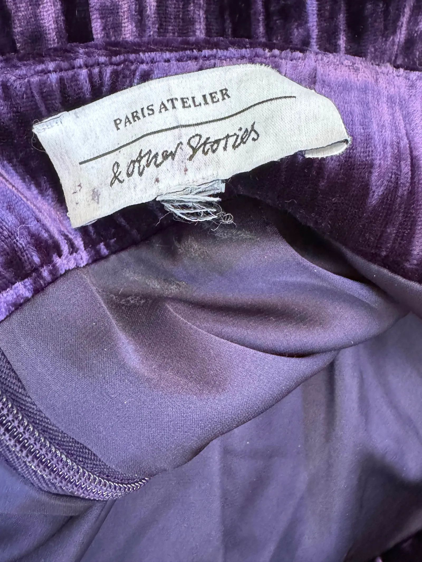 & Other Stories & Other Stories Velvet Mini Pencil Skirt Skirt Size 26" / US 2 / IT 38 - 2 Thumbnail