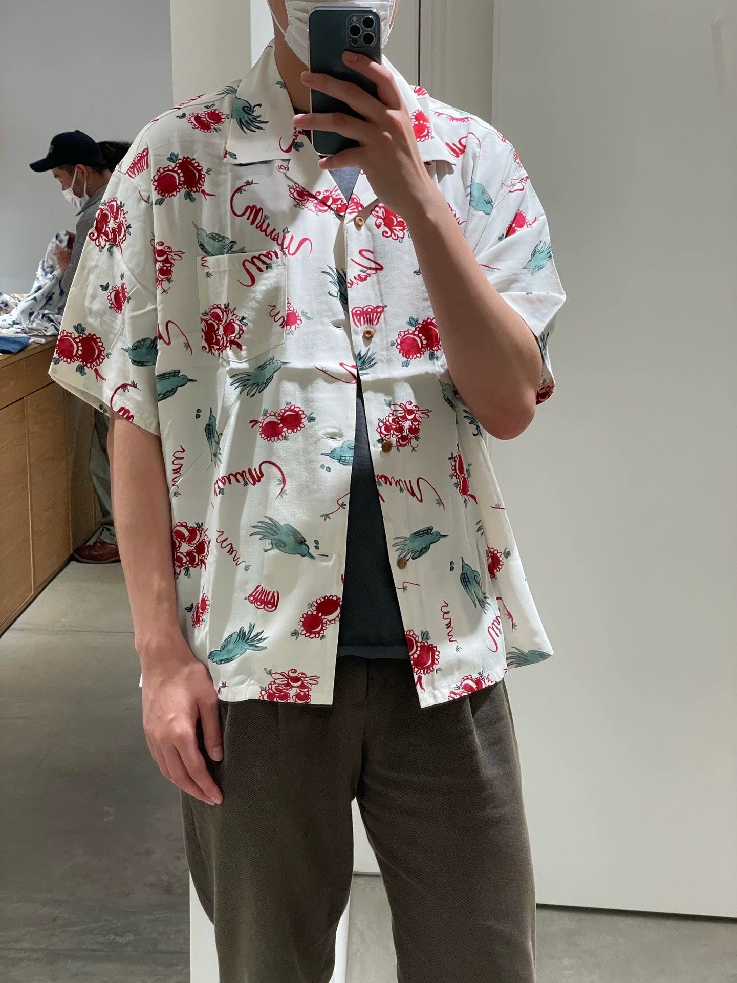 Visvim visvim short sleeve sunnybird shirt Size US S / EU 44-46 / 1 - 6 Thumbnail