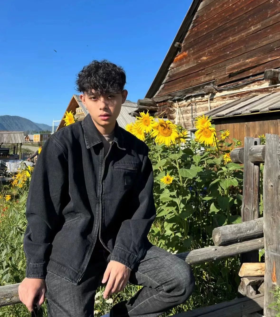 Carhartt carhartt rider jacket in black denim Size US M / EU 48-50 / 2 - 7 Thumbnail