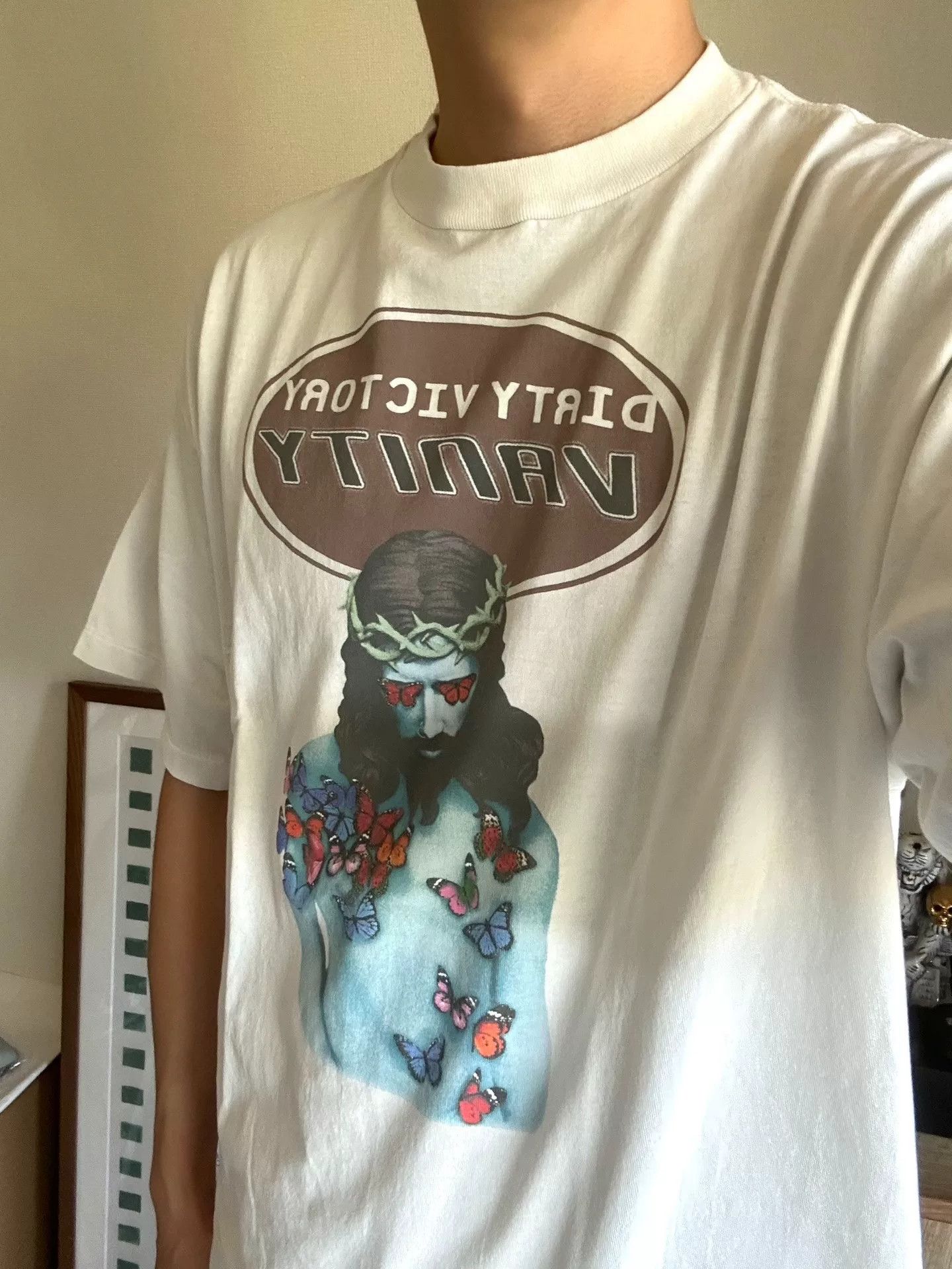 Saint Michael jesus tee with butterfly graphic design Size US S / EU 44-46 / 1 - 5 Thumbnail