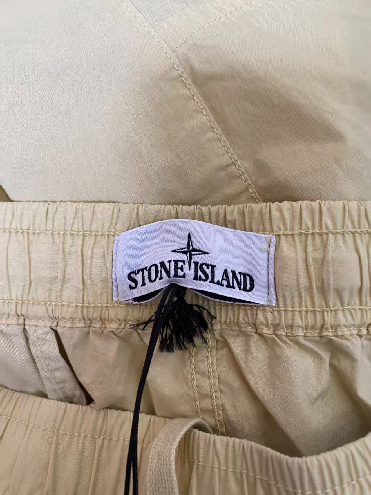 Stone Island stone island casual pants with logo, new Size US 31 - 6 Thumbnail