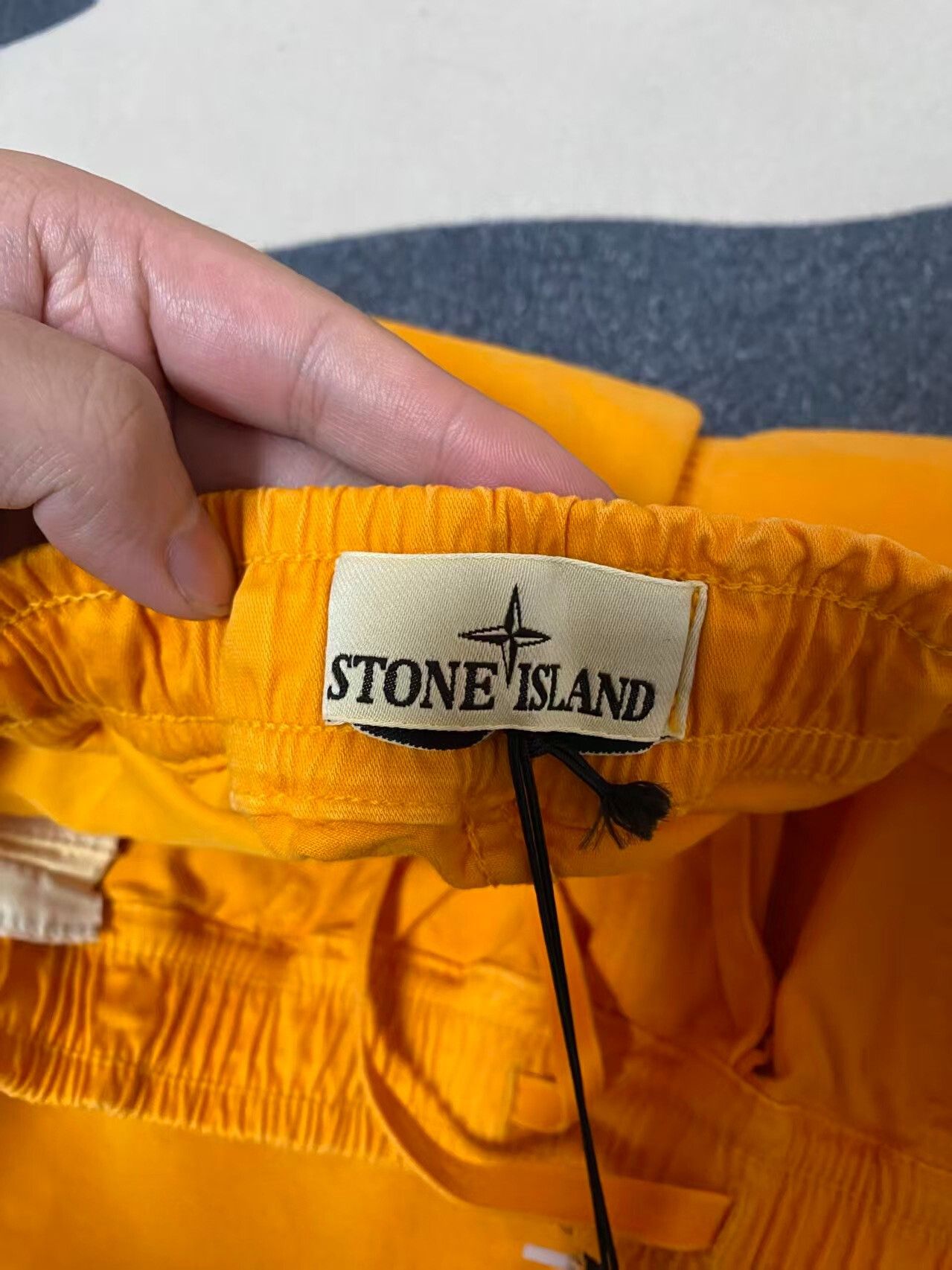Stone Island stone island casual shorts in vibrant orange Size US 31 - 4 Thumbnail