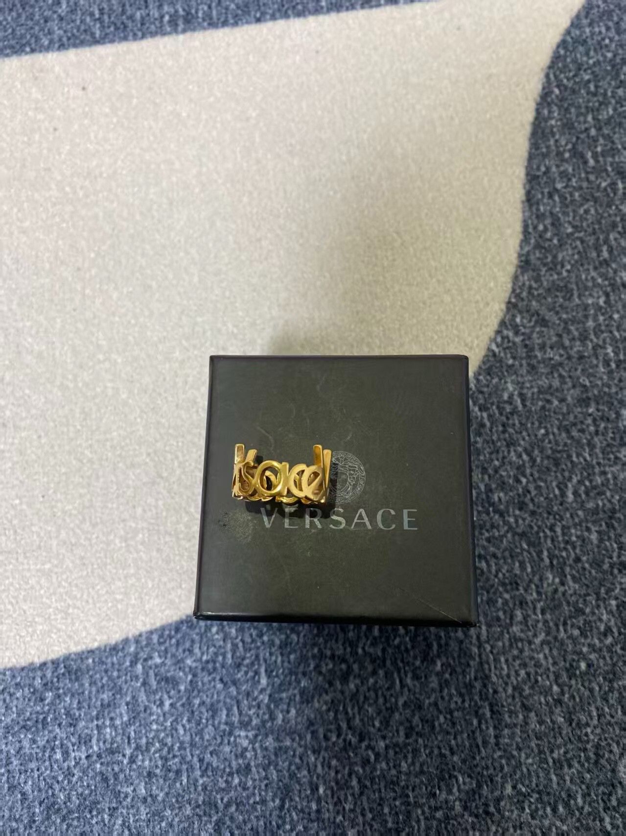 Versace versace gold letter decorative ring size 11 Size ONE SIZE - 4 Thumbnail
