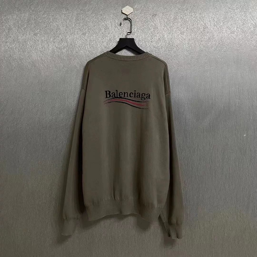 Balenciaga balenciaga oversized sweater in beige Size XS / US 0-2 / IT 36-38 - 2 Thumbnail
