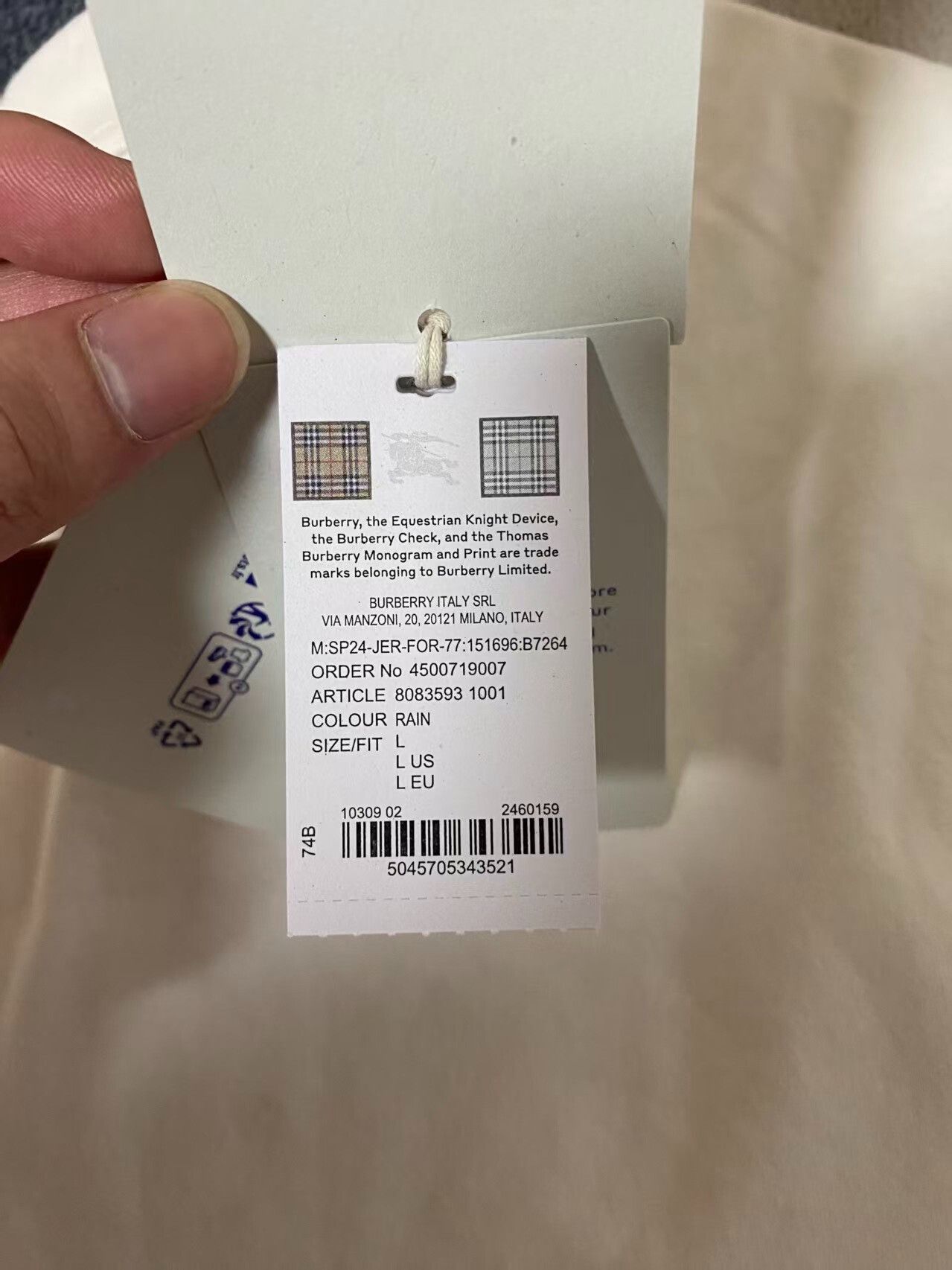 Burberry burberry white short sleeve top size L Size US L / EU 52-54 / 3 - 5 Thumbnail