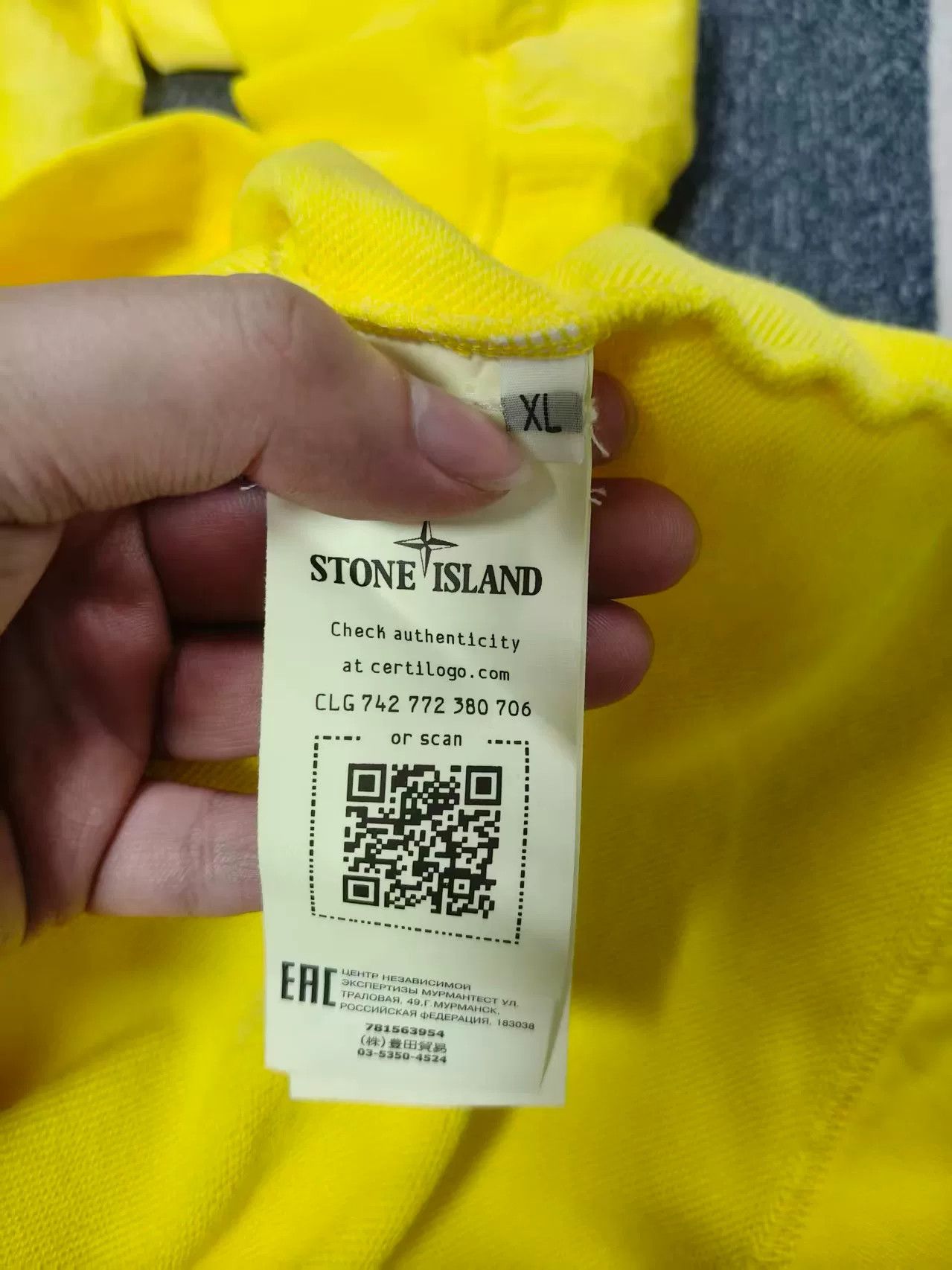 Stone Island yellow long sleeve sweatshirt with tags Size US XL / EU 56 / 4 - 4 Thumbnail