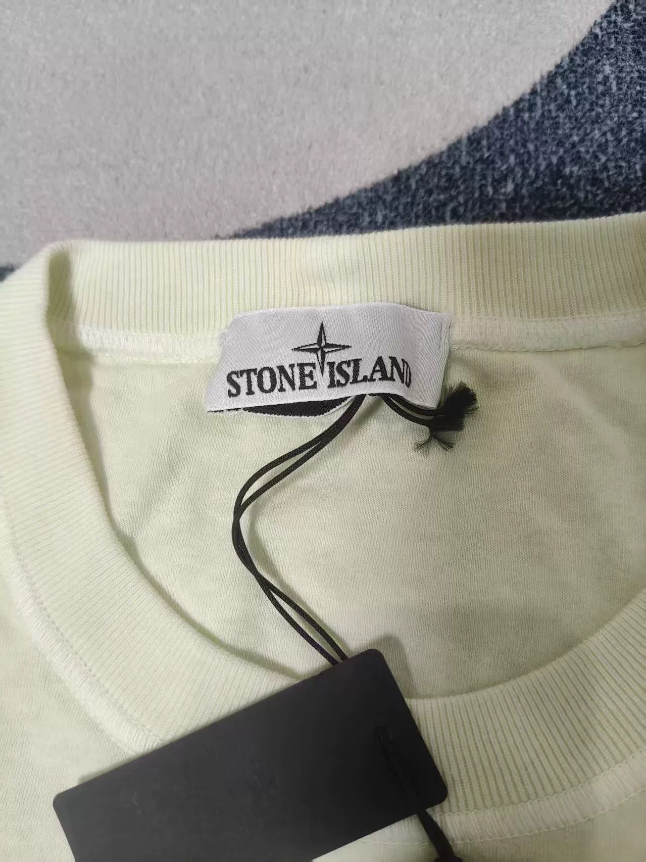 Stone Island stone island short sleeve logo print tee Size US XL / EU 56 / 4 - 3 Thumbnail