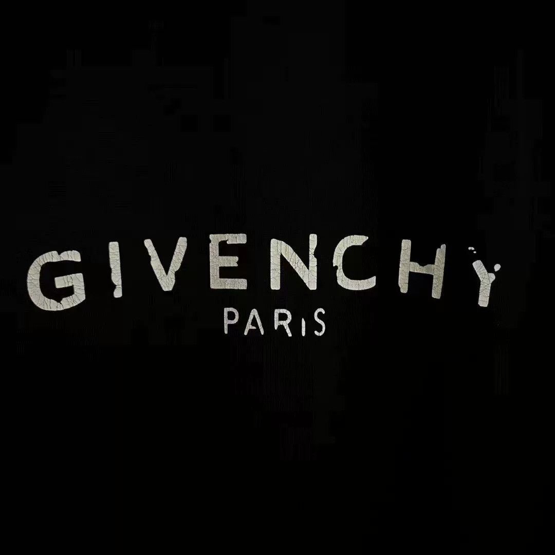 Givenchy givenchy logo short sleeve t-shirt size os Size US S / EU 44-46 / 1 - 2 Thumbnail