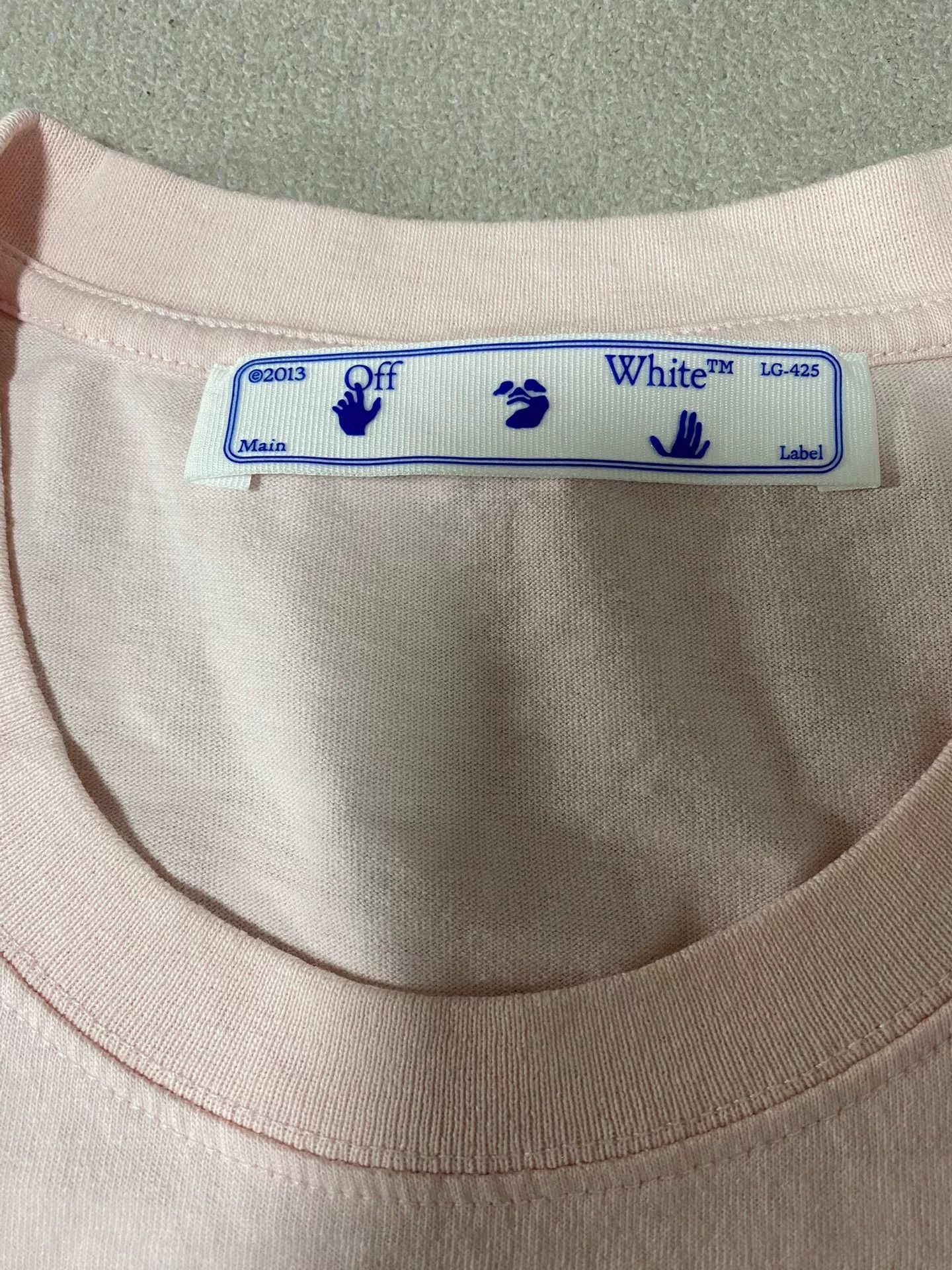 Off-White off white short sleeve logo t-shirt size L Size US L / EU 52-54 / 3 - 3 Thumbnail