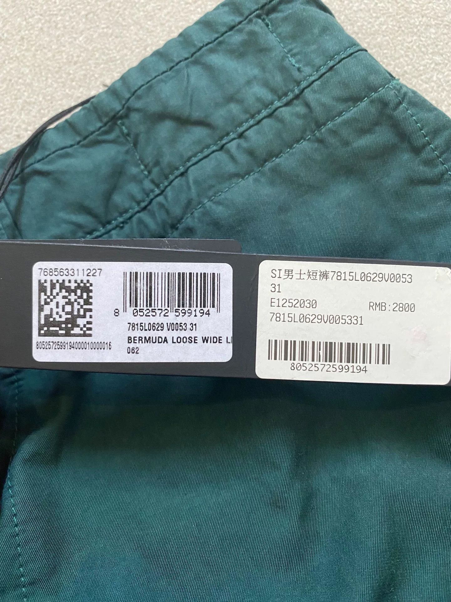 Stone Island stone island zipper canvas shorts in green Size US 31 - 4 Thumbnail