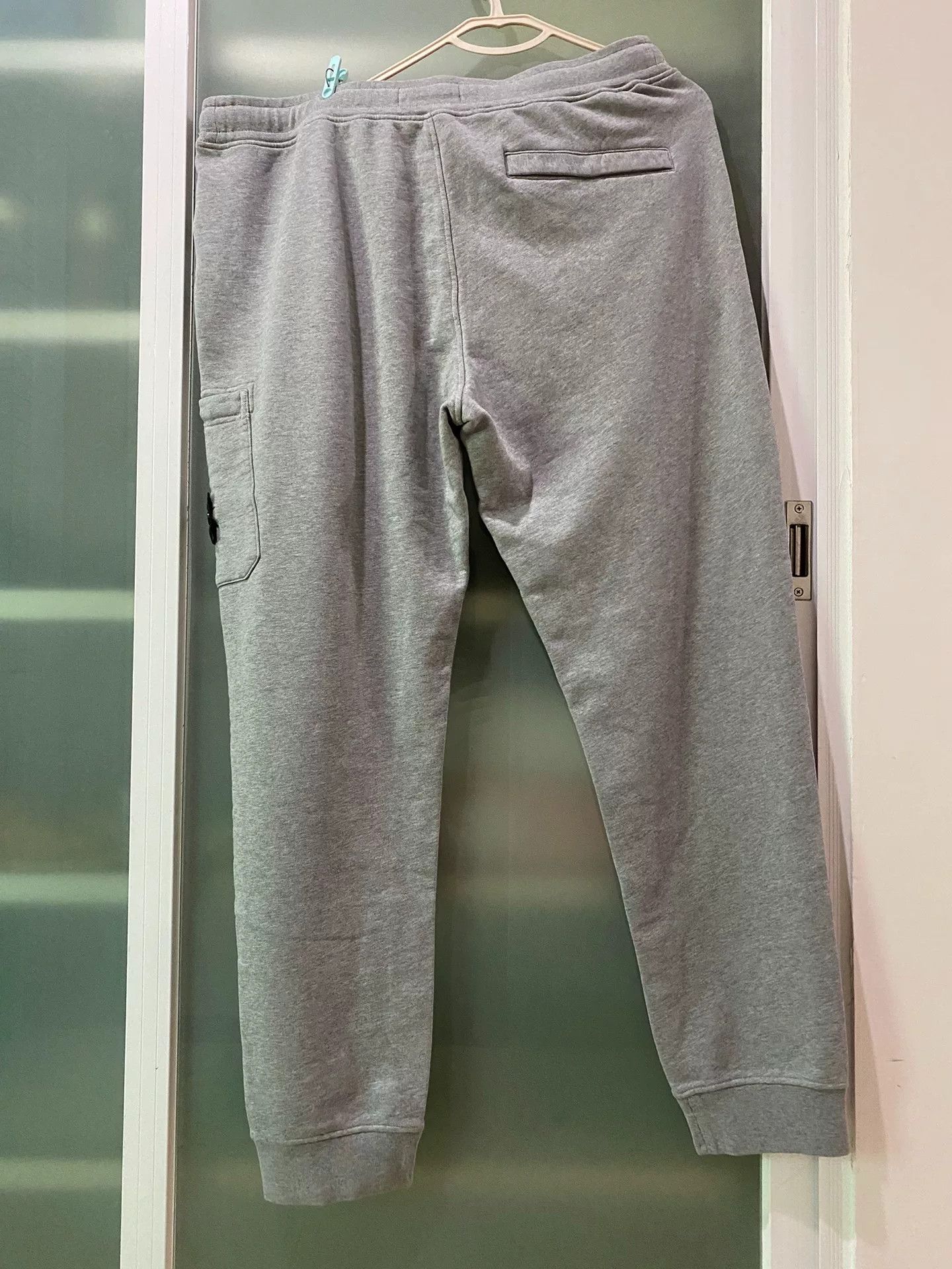 Stone Island stone island gray logo sweatpants XXL Size US 28 / EU 44 - 2 Thumbnail