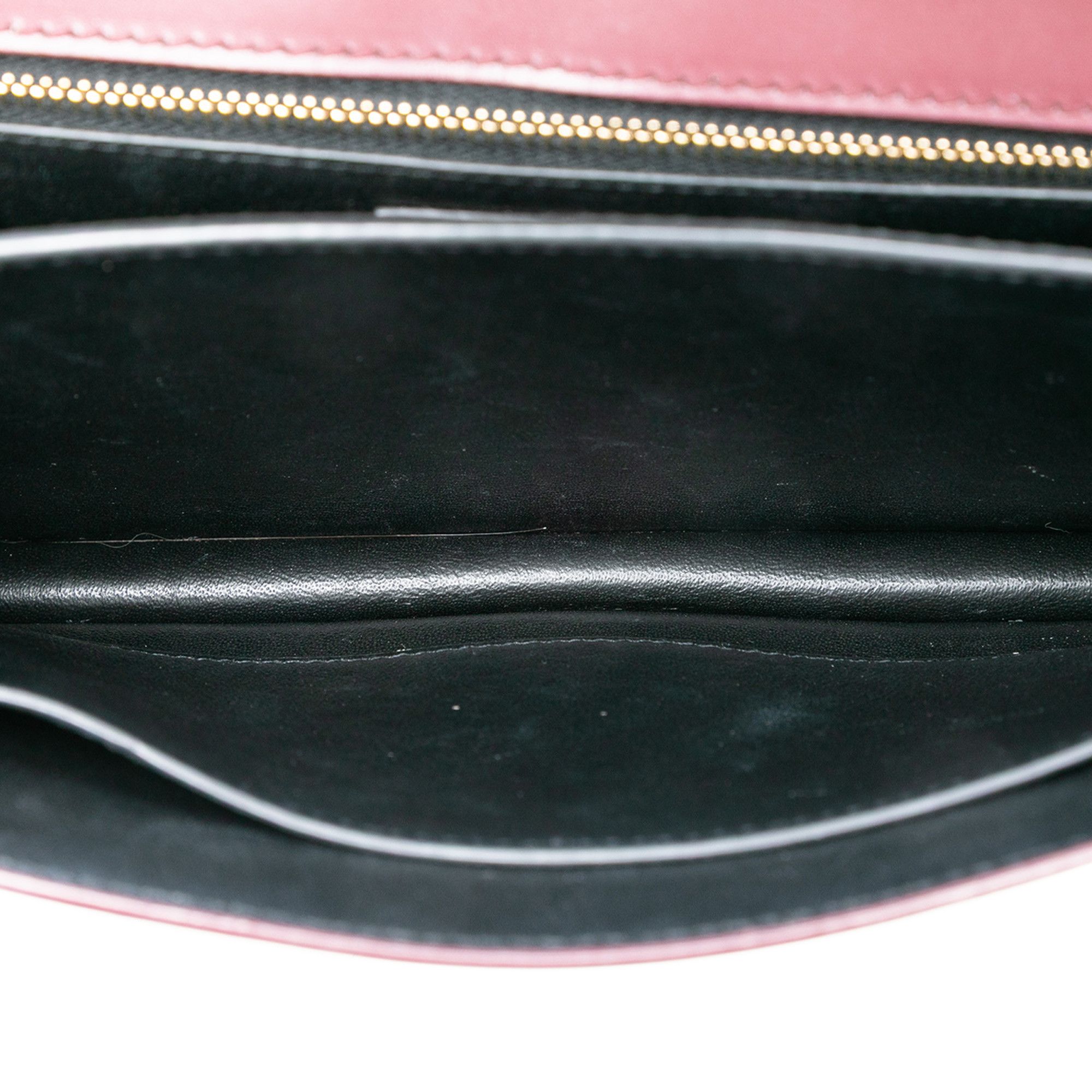 Yves Saint Laurent Yves Saint Laurent Smooth Calfskin Monogram Cassandra Clasp Bag Size ONE SIZE - 4 Thumbnail