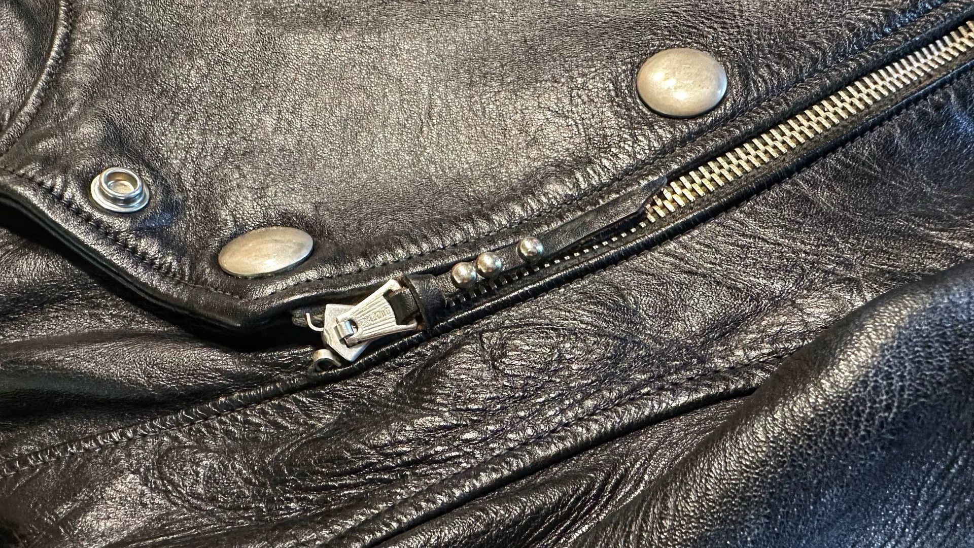 Freewheelers rare black leather biker jacket with buttons Size US M / EU 48-50 / 2 - 6 Thumbnail