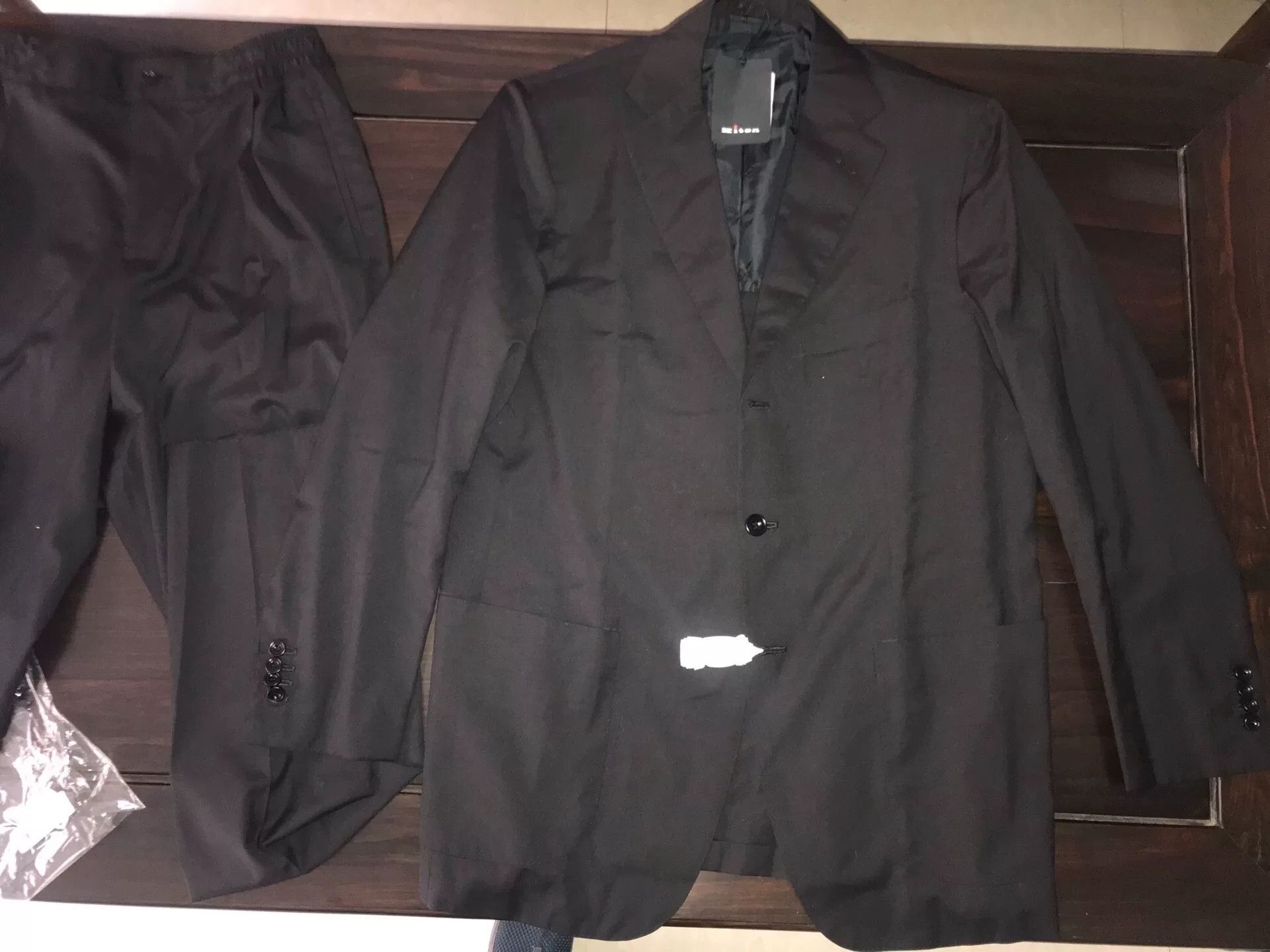 Kiton black lightweight wool suit set for spring Size US L / EU 52-54 / 3 - 3 Thumbnail
