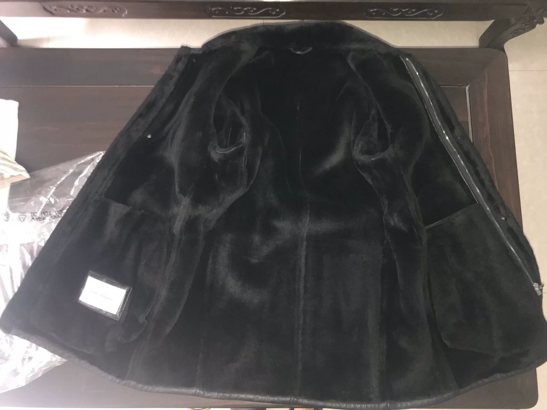 Salvatore Ferragamo black shearling coat by salvatore ferragamo Size L / US 10 / IT 46 - 7 Thumbnail