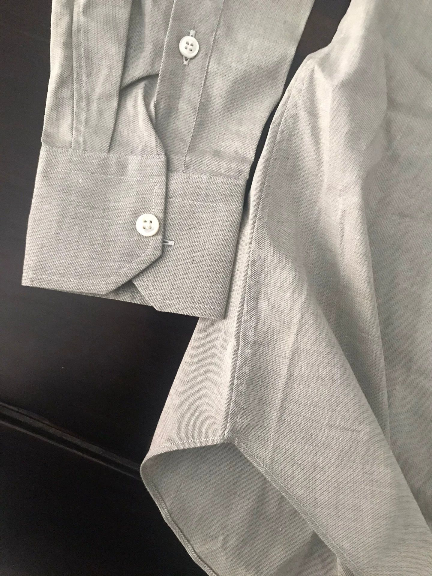 Brioni brand new breathable gray woven shirt Size US S / EU 44-46 / 1 - 7 Thumbnail