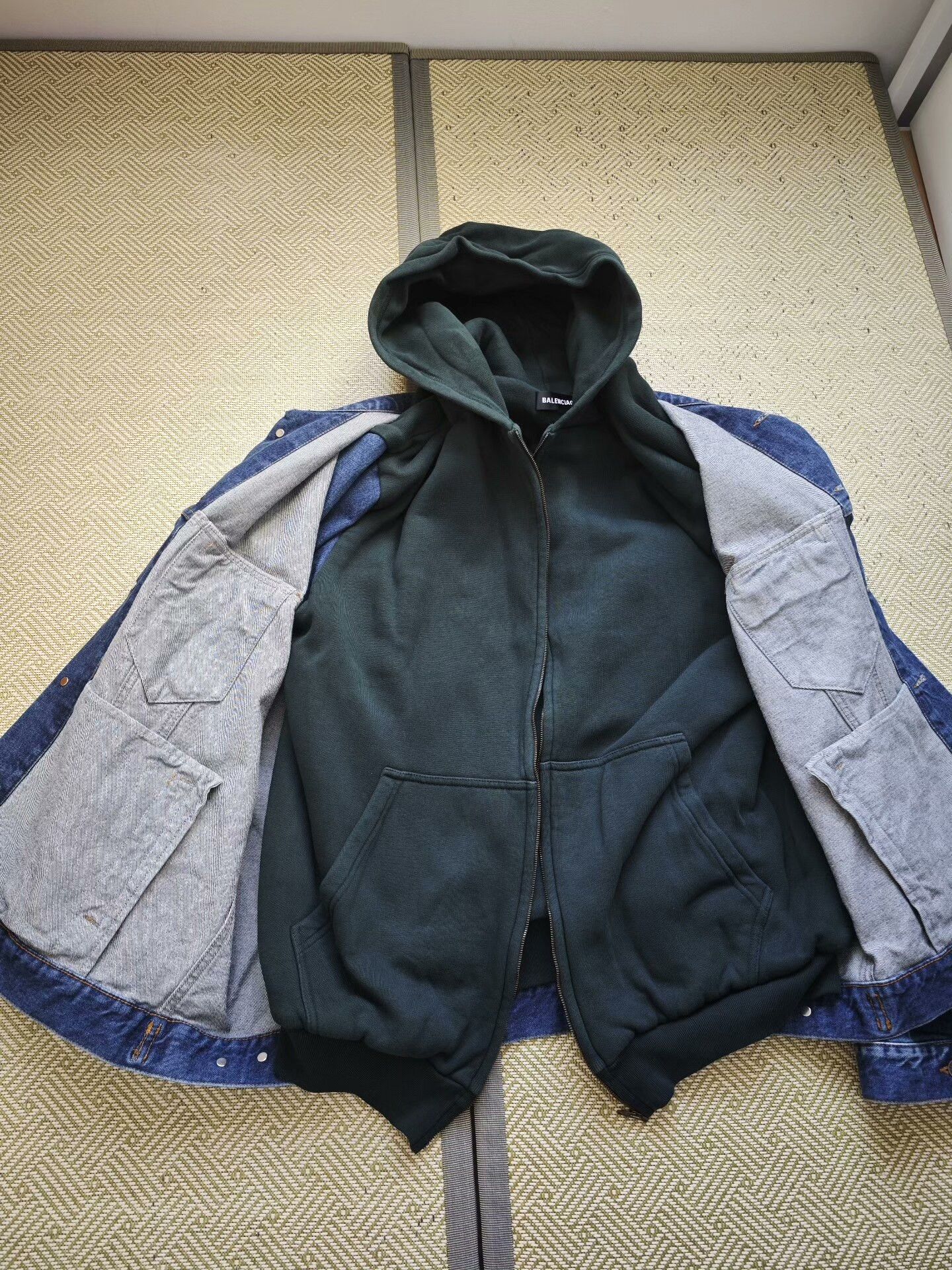 Balenciaga balenciaga denim jacket and hoodie set Size US XXL / EU 58 / 5 - 3 Thumbnail
