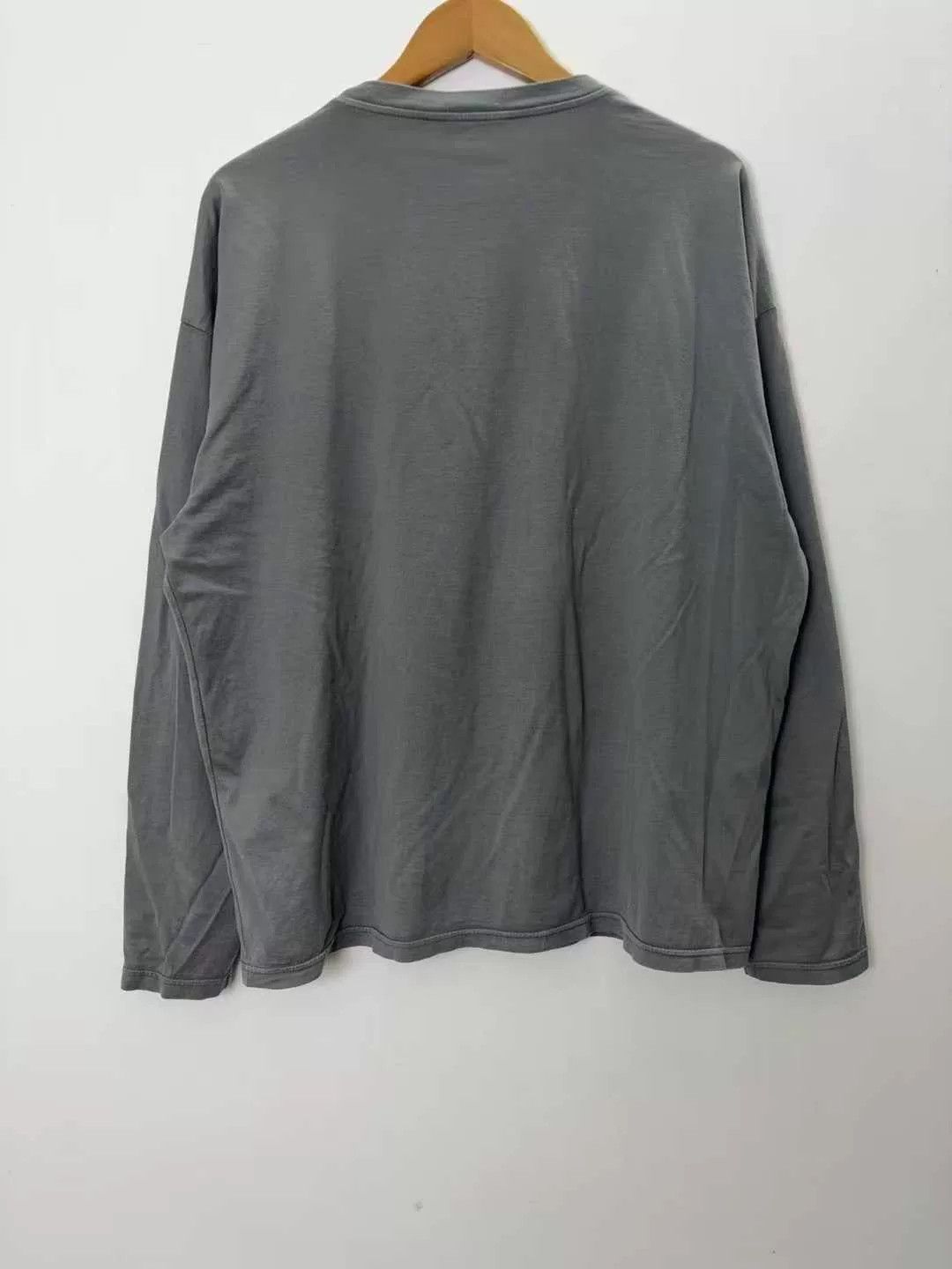 Miu Miu gray embroidered logo long sleeve top Size S / US 4 / IT 40 - 2 Thumbnail