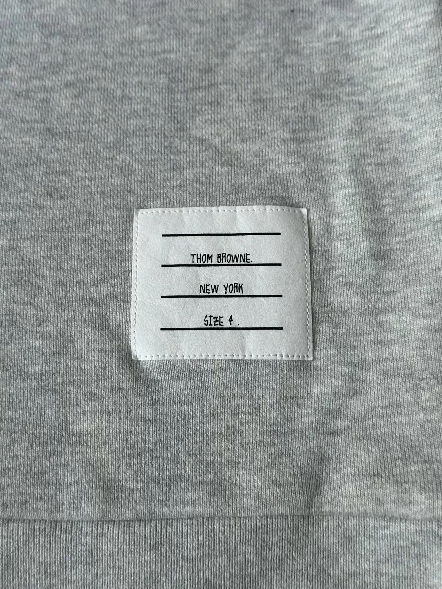Thom Browne thom browne gray sweatshirt with stripes Size US L / EU 52-54 / 3 - 4 Thumbnail