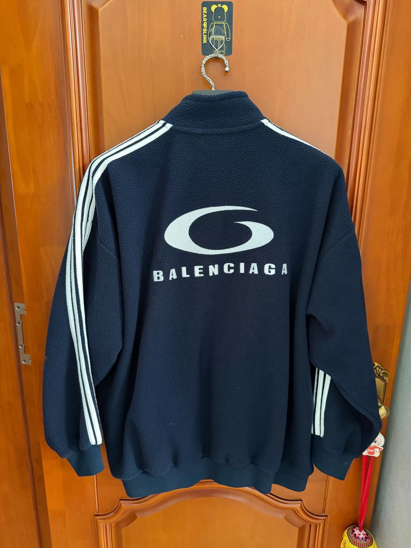 Balenciaga balenciaga embroidered fleece jacket with logos Size US S / EU 44-46 / 1 - 2 Thumbnail