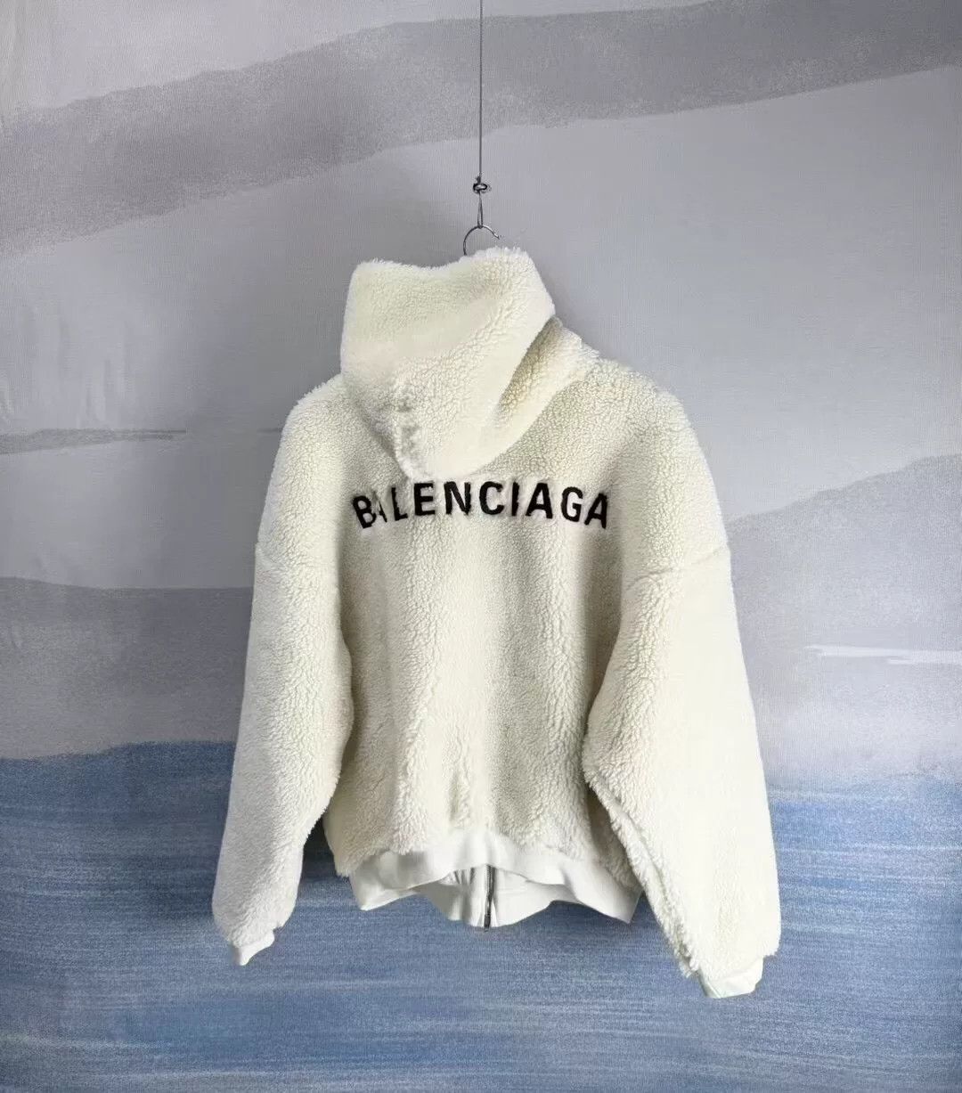 Balenciaga balenciaga white teddy hoodie jacket with logo Size US XL / EU 56 / 4 - 4 Thumbnail