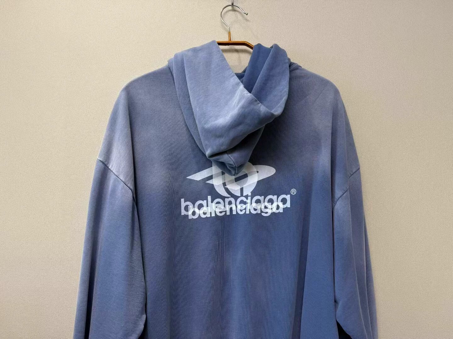 Balenciaga balenciaga blue logo hoodie for men Size US M / EU 48-50 / 2 - 5 Thumbnail