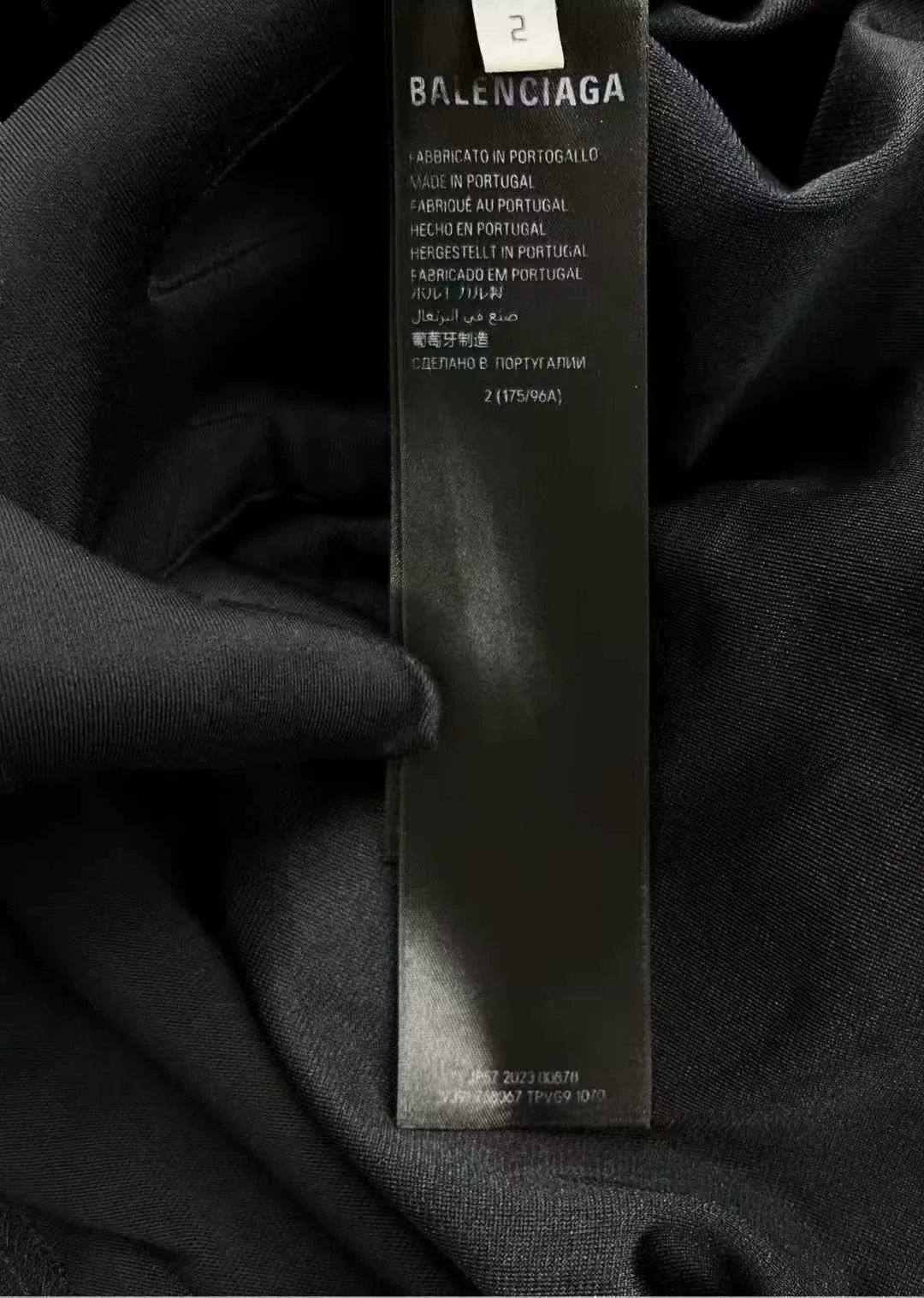 Balenciaga balenciaga black hoodie with logo detail Size US M / EU 48-50 / 2 - 7 Thumbnail