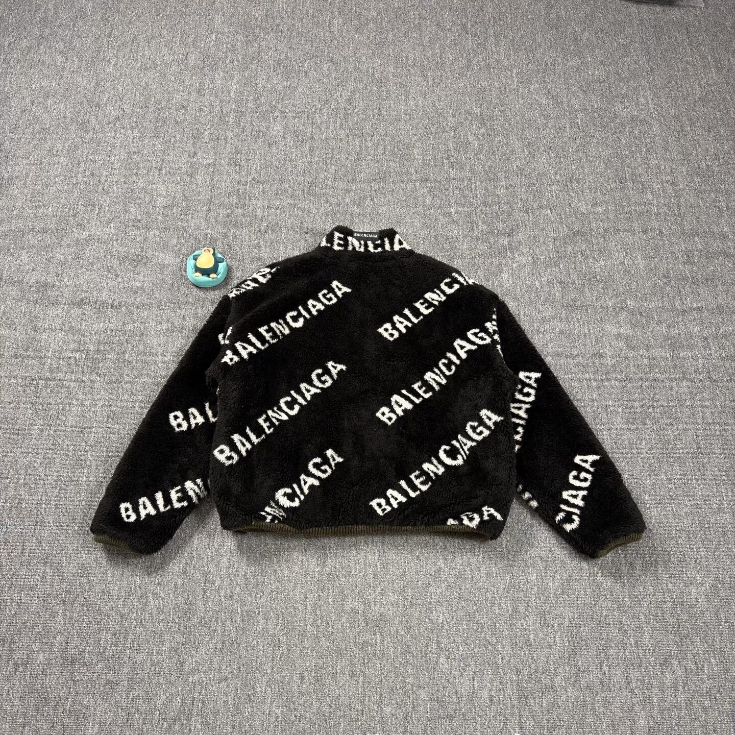 Balenciaga black reversible balenciaga fleece jacket Size US M / EU 48-50 / 2 - 2 Thumbnail