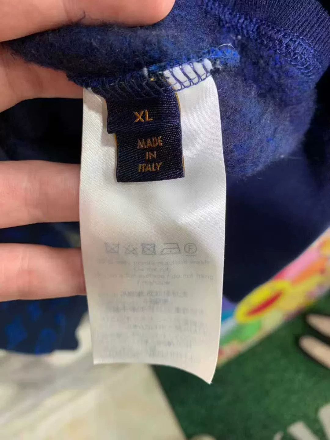 LVXWA blue logo sweatshirt by LV, size XL Size US XL / EU 56 / 4 - 3 Thumbnail