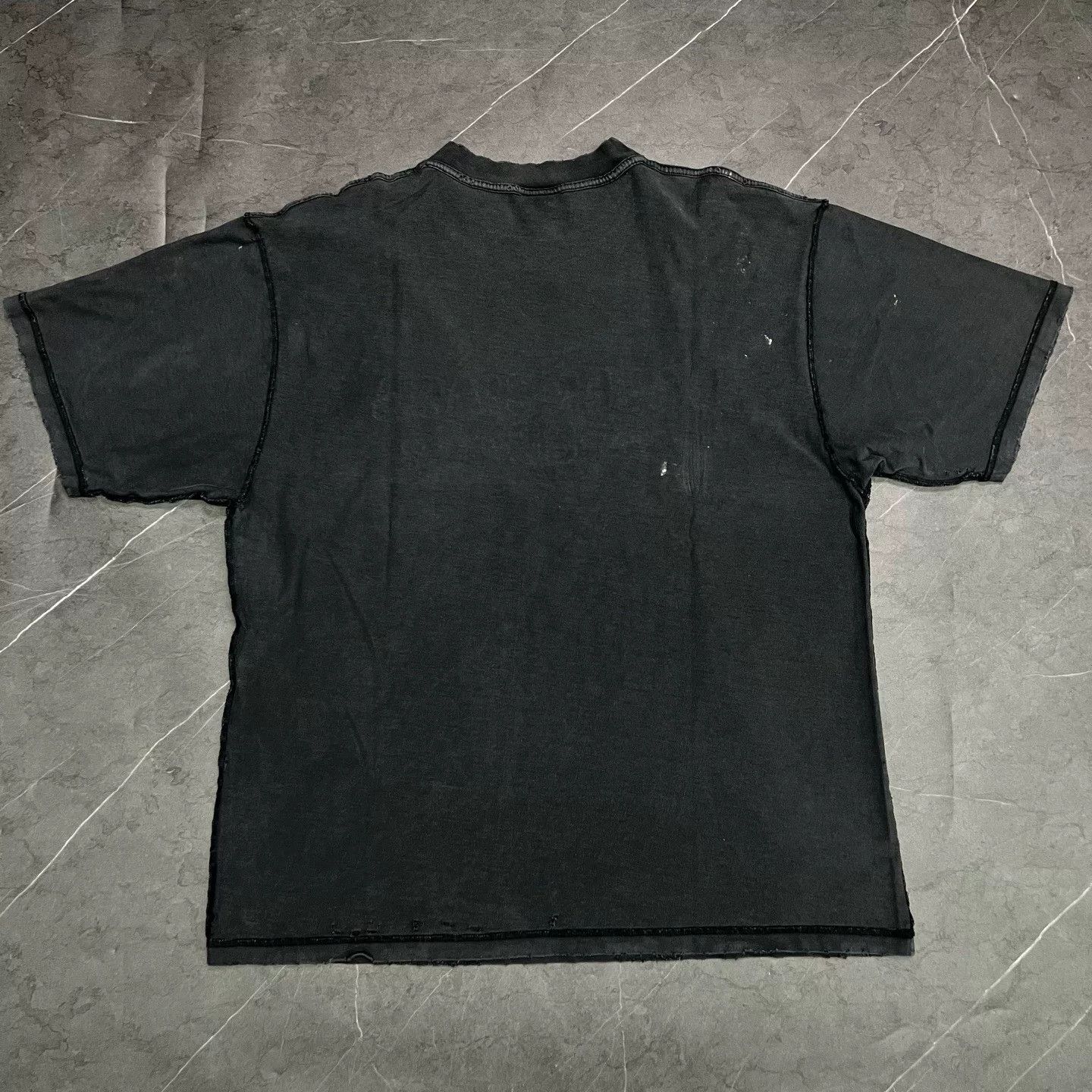 Balenciaga balenciaga distressed short sleeve t-shirt Size US M / EU 48-50 / 2 - 2 Thumbnail