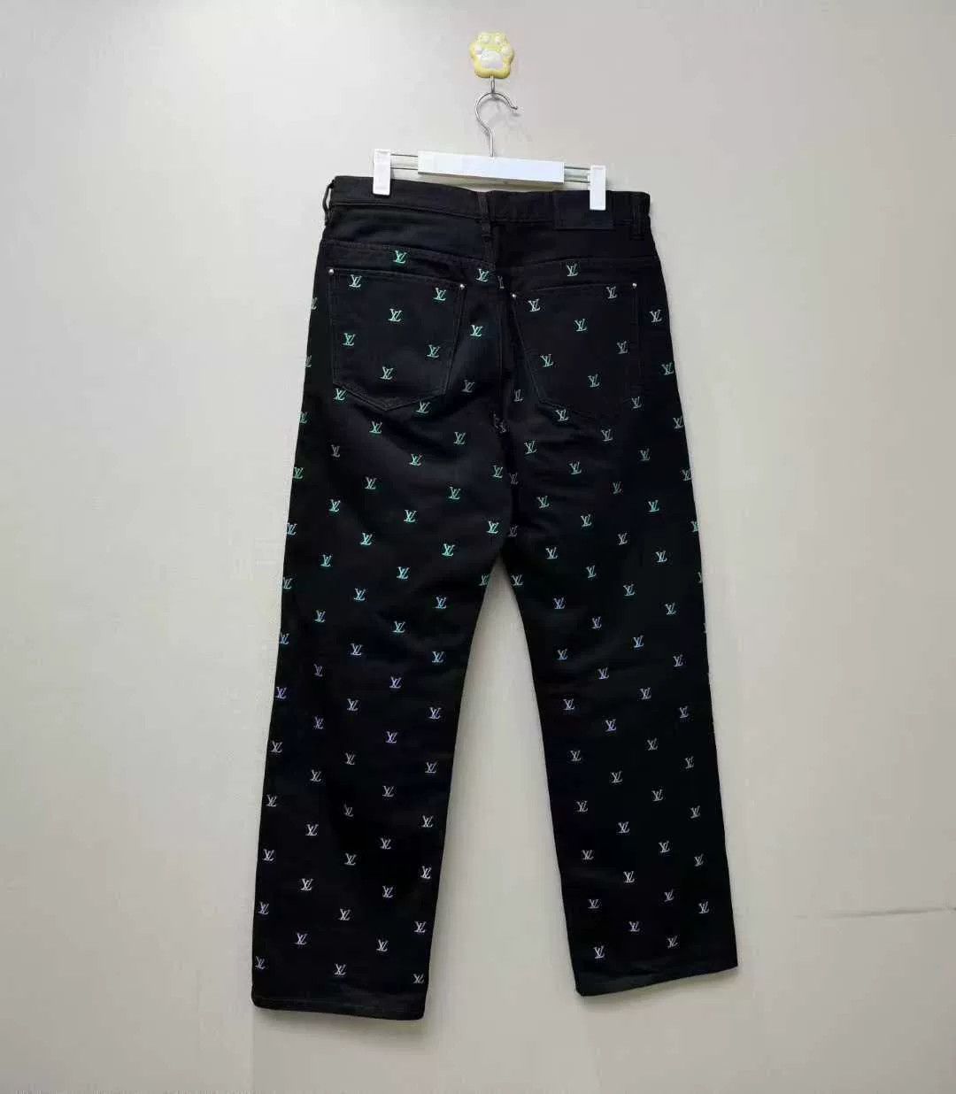 Louis Vuitton louis vuitton embroidered logo denim pants Size US 32 / EU 48 - 4 Thumbnail