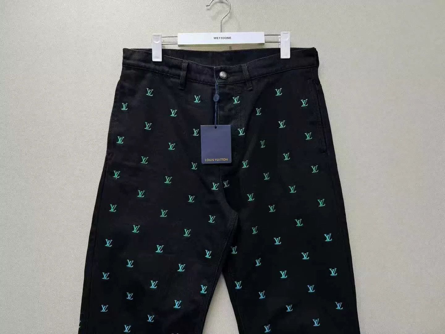 Louis Vuitton louis vuitton embroidered logo denim pants Size US 32 / EU 48 - 2 Thumbnail