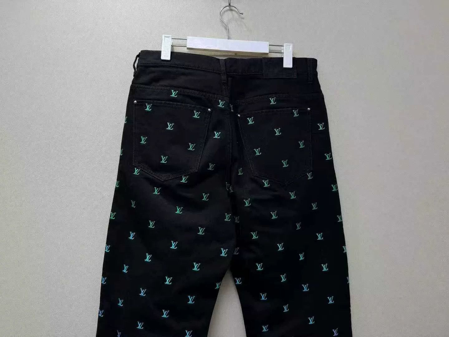 Louis Vuitton louis vuitton embroidered logo denim pants Size US 32 / EU 48 - 5 Thumbnail