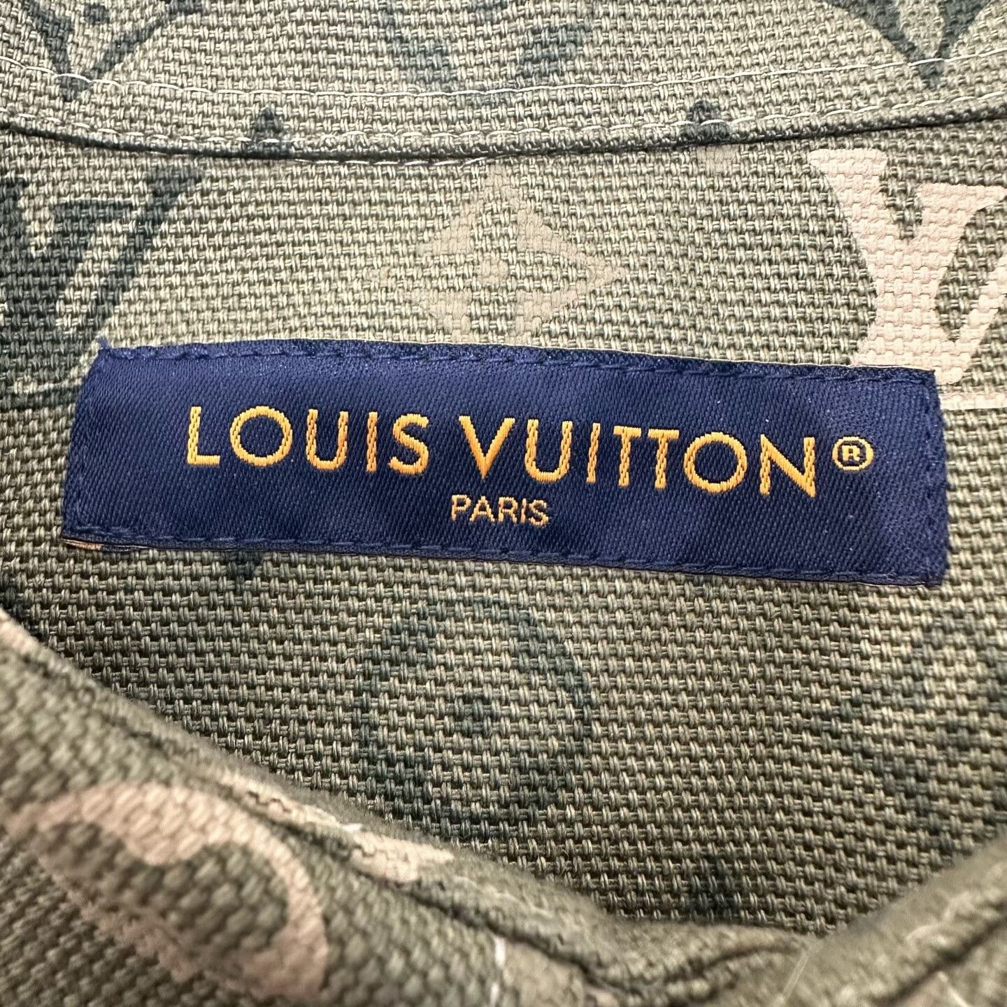 Louis Vuitton louis vuitton logo gradient shirt in green Size US XL / EU 56 / 4 - 3 Thumbnail