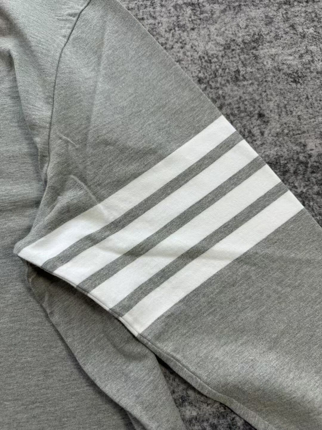 Thom Browne thom browne gray long sleeve sweatshirt Size US L / EU 52-54 / 3 - 4 Thumbnail