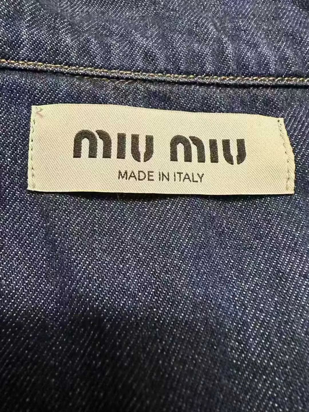 Miu Miu miumiu embroidered logo denim short sleeve shirt Size M / US 6-8 / IT 42-44 - 2 Thumbnail