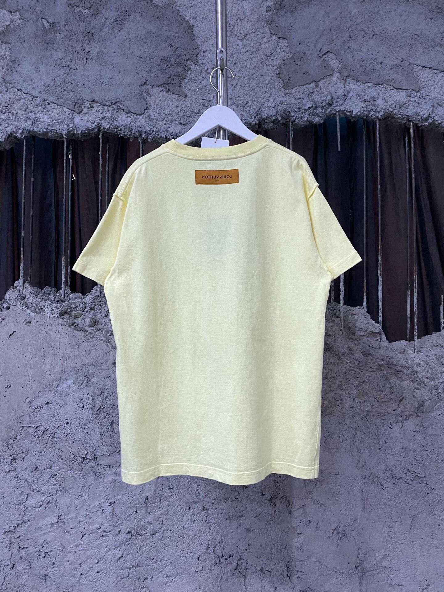 Louis Vuitton louis vuitton short sleeve yellow shirt Size US XS / EU 42 / 0 - 2 Thumbnail