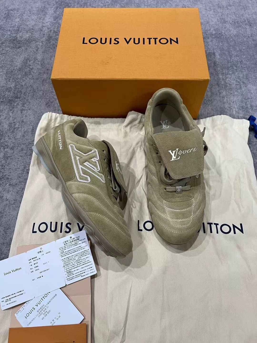 Louis Vuitton louis vuitton suede football sneakers size 7 Size US 7 / EU 40 - 2 Thumbnail
