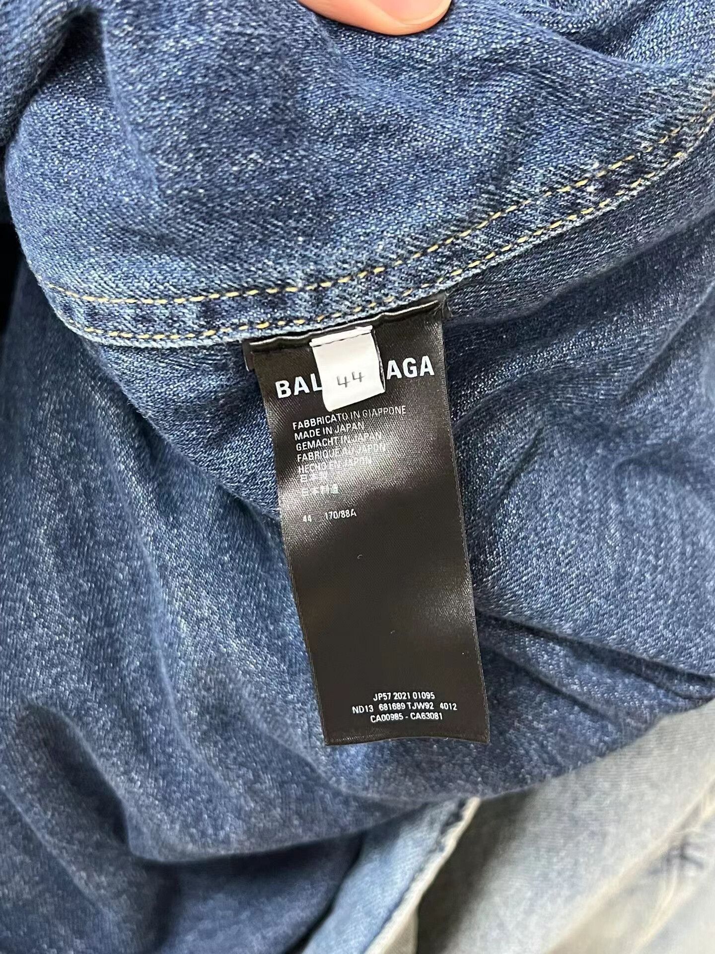 Balenciaga balenciaga light blue denim jacket Size US L / EU 52-54 / 3 - 3 Thumbnail