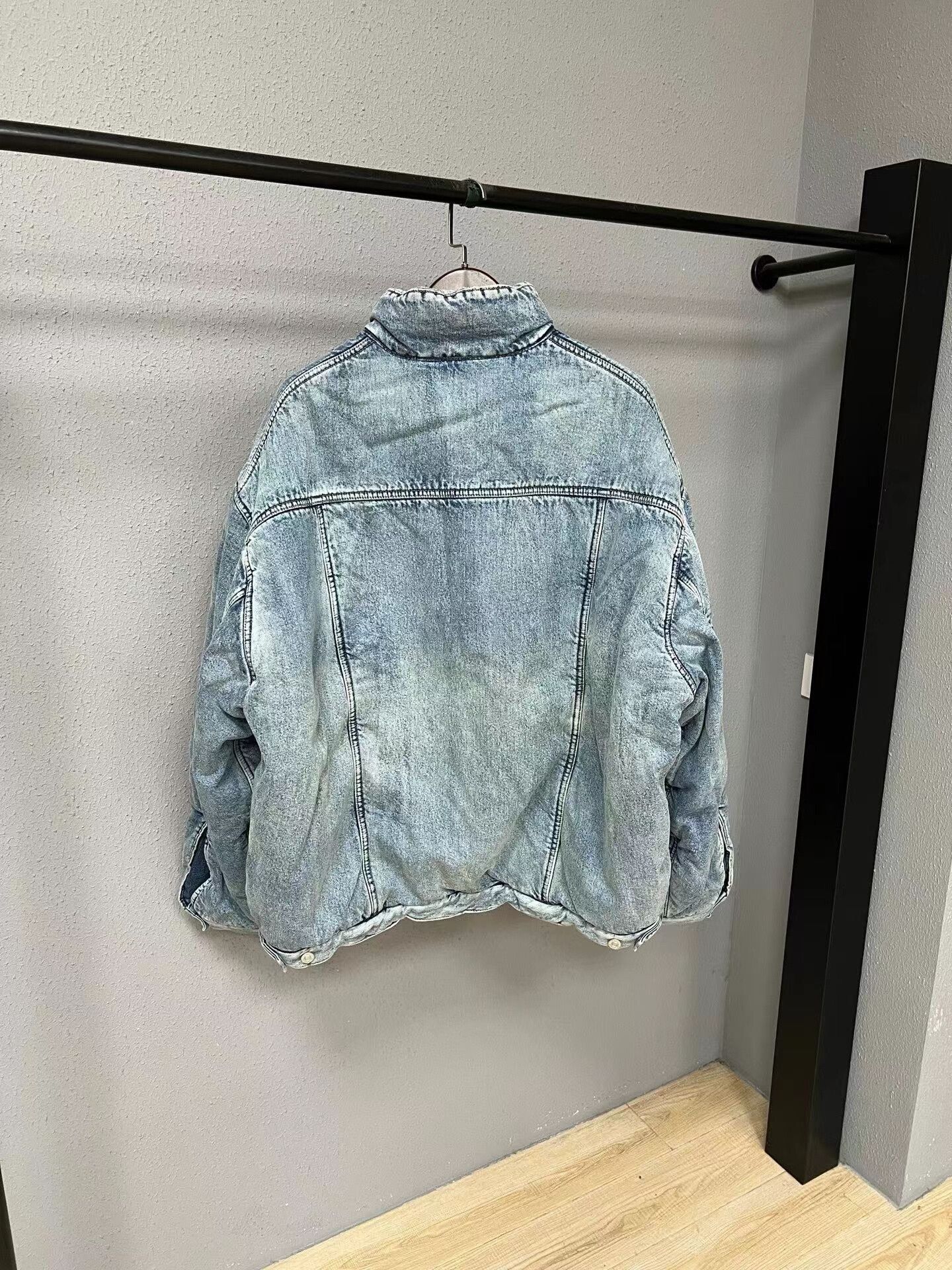 Balenciaga balenciaga light blue denim jacket Size US L / EU 52-54 / 3 - 2 Thumbnail