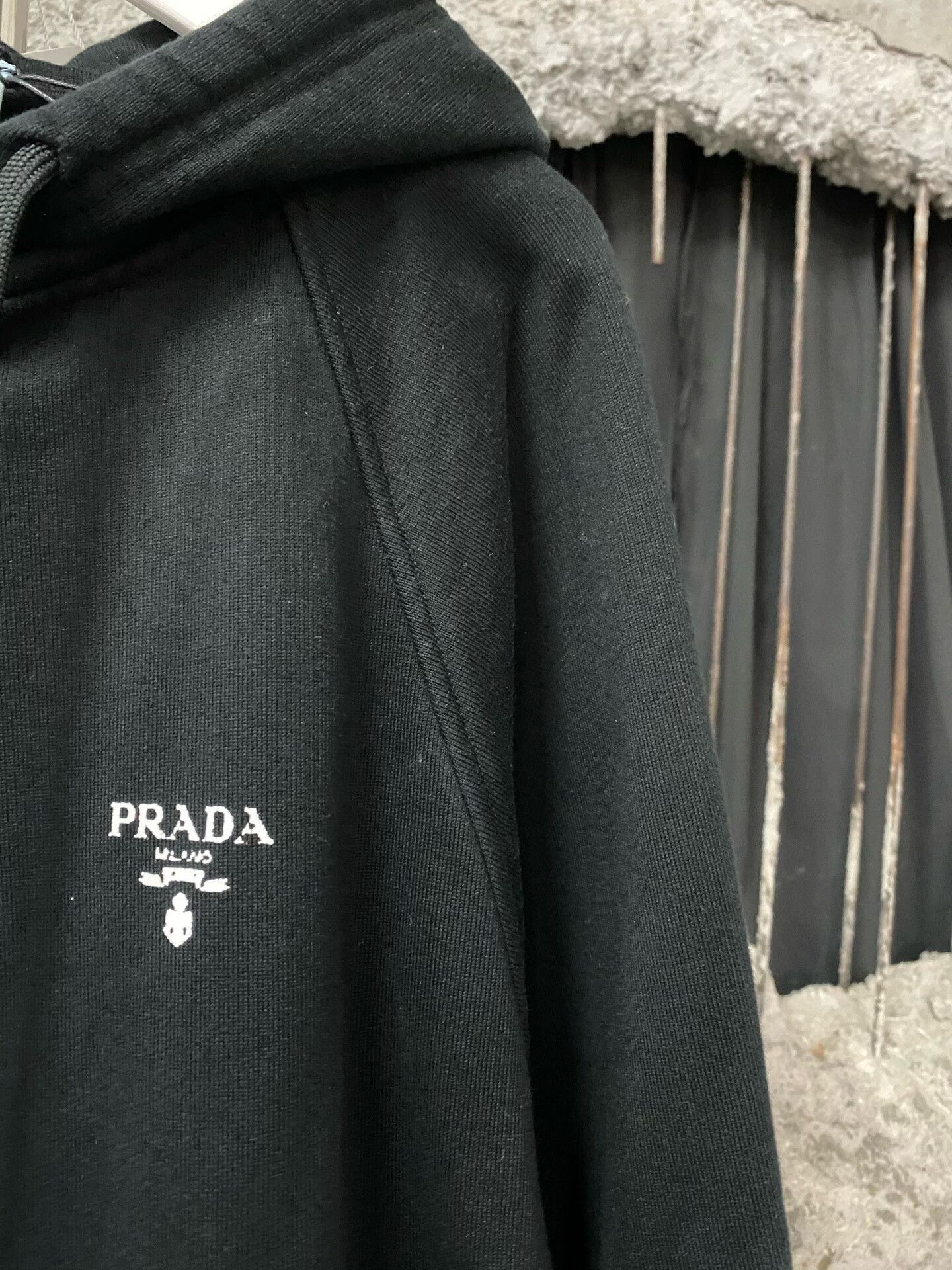 Prada prada black zip-up hoodie sweatshirt Size US XS / EU 42 / 0 - 5 Thumbnail