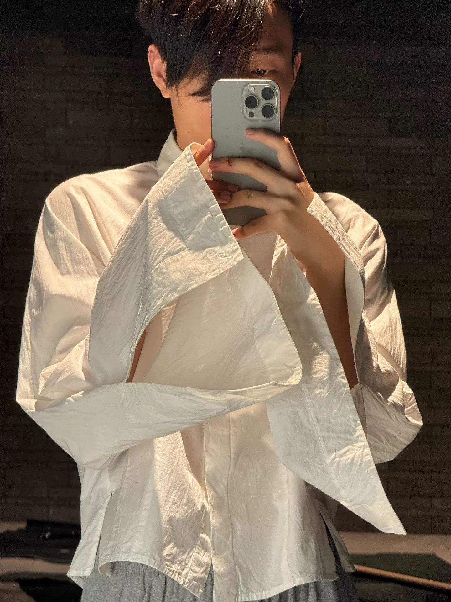 Celine celine white structured shirt with flared sleeves Size M / US 6-8 / IT 42-44 - 3 Thumbnail