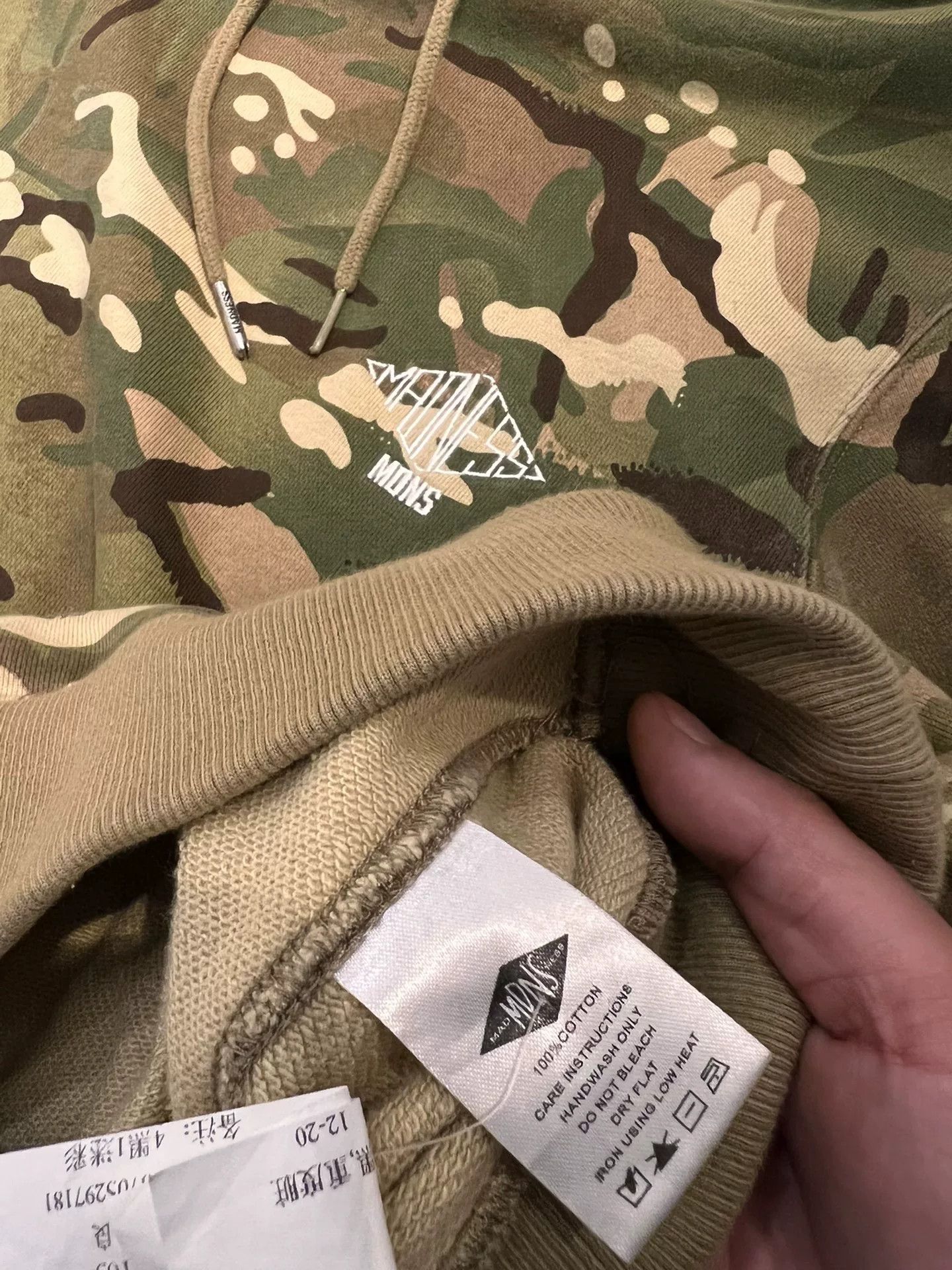 Madness camo hoodie from madness brand, size m Size US M / EU 48-50 / 2 - 2 Thumbnail