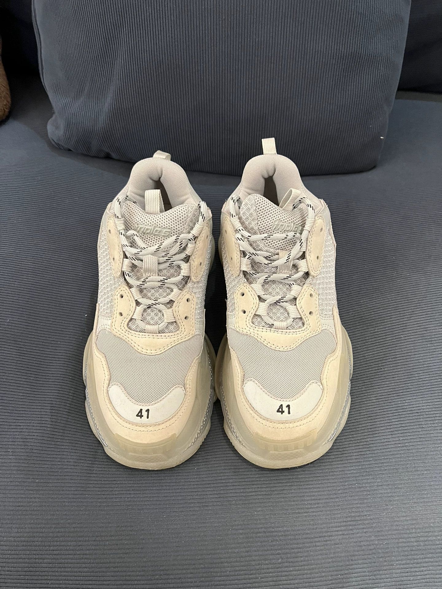 Balenciaga balenciaga triple s gray and white sneakers Size US 9 / EU 42 - 2 Thumbnail