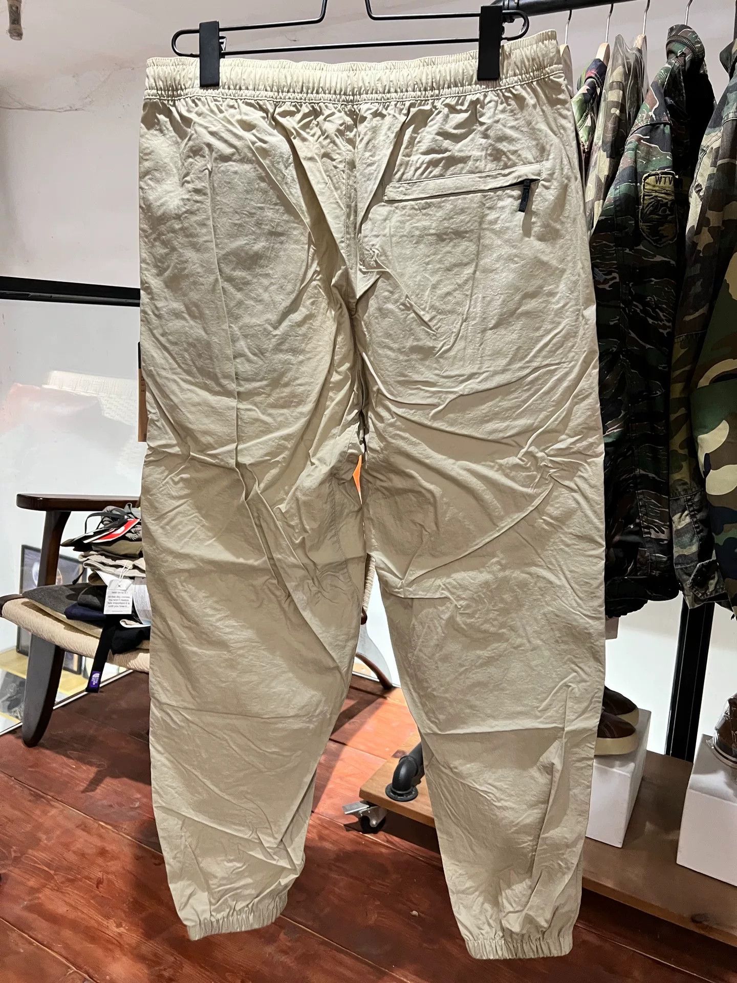 The North Face versatile outdoor hiking pants from the north face Size US 34 / EU 50 - 2 Thumbnail